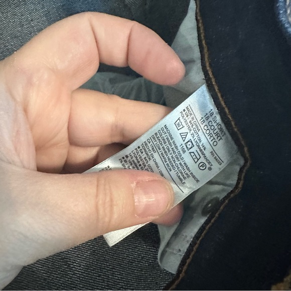 Old Navy | Curvy Midrise Denim - Picture 3 of 9